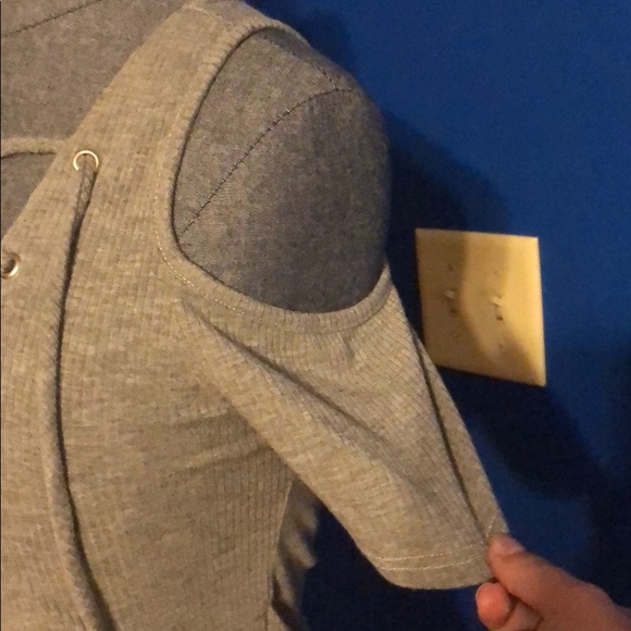 Top - Picture 2 of 3